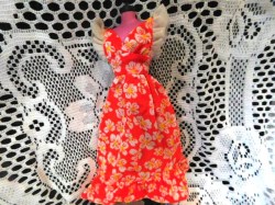 9006 BARBIE BEST BUY 1977  LONG HALTER FLORAL DRESS,, SHAWL choice